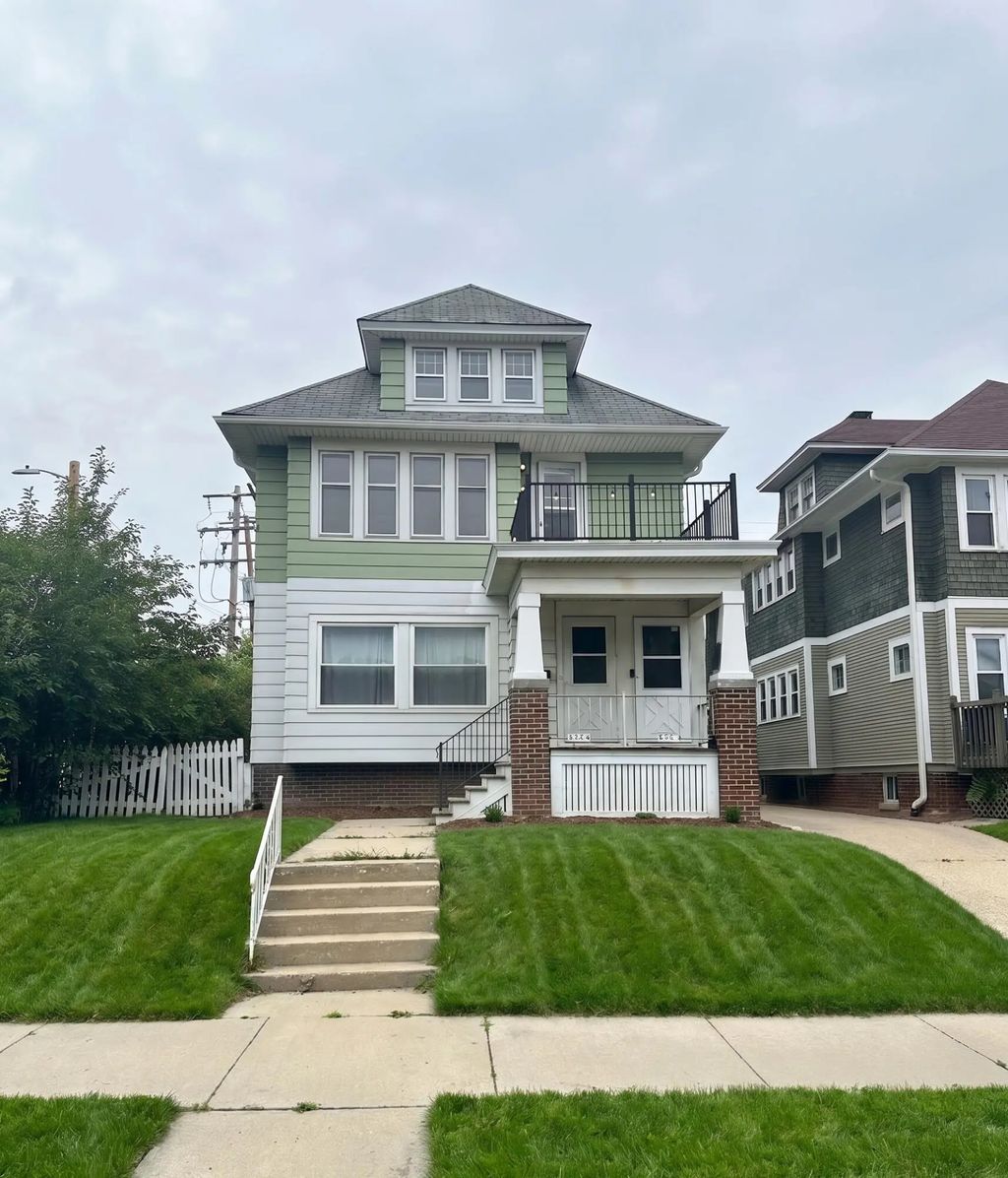 1813 N 54th St 1815, Milwaukee
