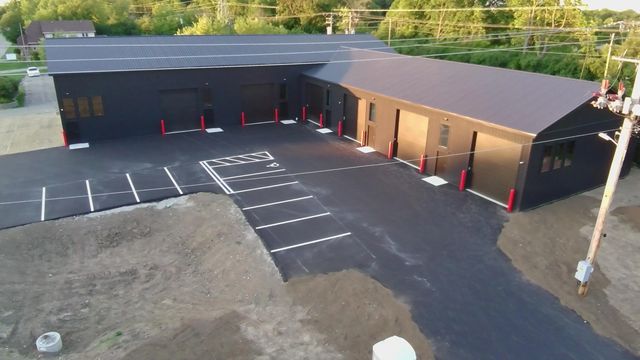 7600 N Teutonia Ave 4, Brown Deer