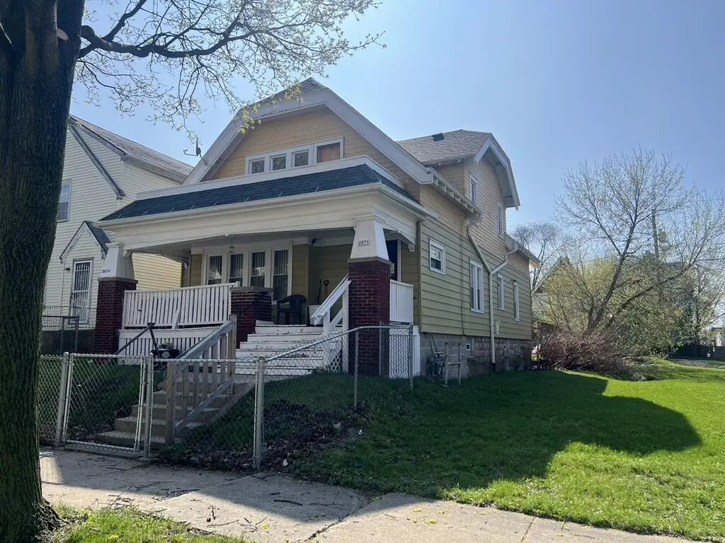 2875 N 25th St, Milwaukee