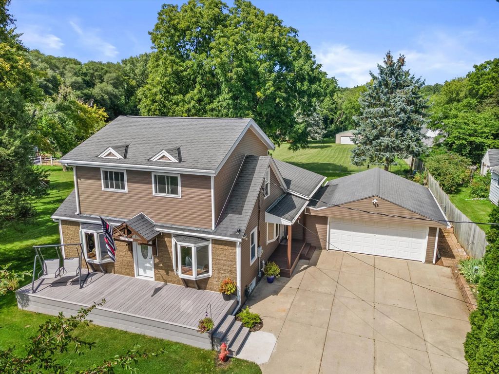 N120w15982 Freistadt Rd, Germantown