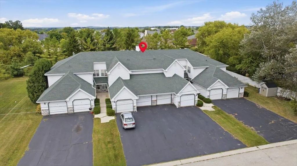 220 E Benson St G, Glenbeulah