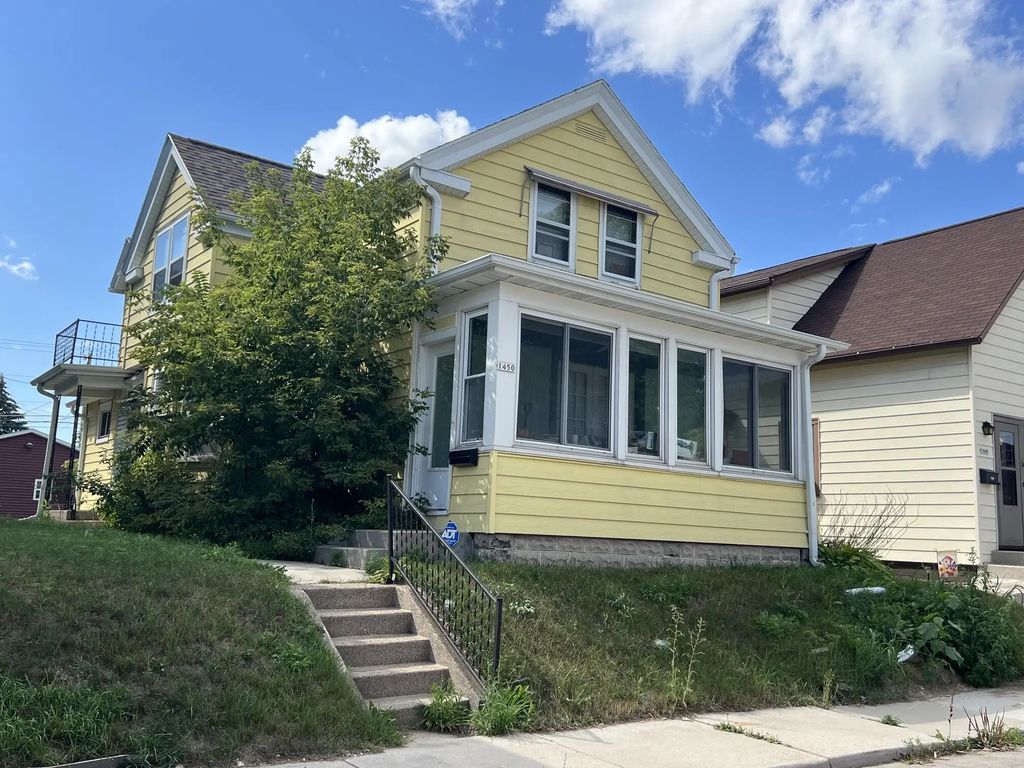 1450 S 13th St, Sheboygan