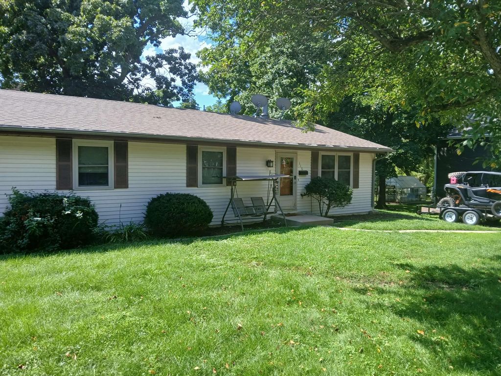 110 Cass St 306 Curtis St., Lake Geneva