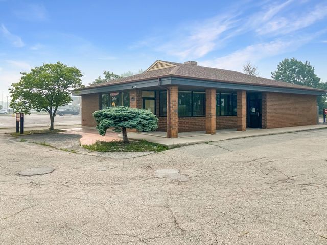 3105 80th St, Kenosha