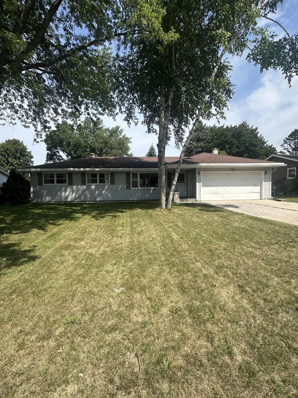 930 Anton Rd, Plymouth