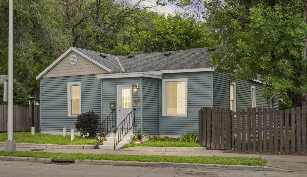 1313 South Ave, La Crosse