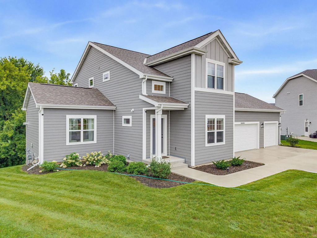 N56w24051 Daisy Ct, Sussex