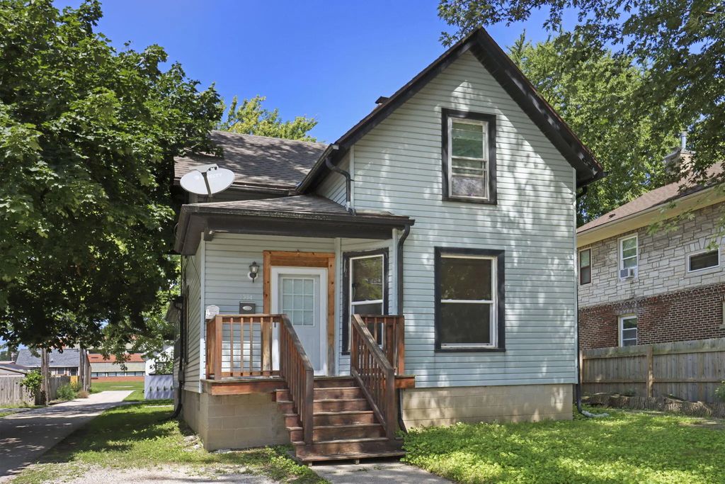 1908 Ehlert St, Racine