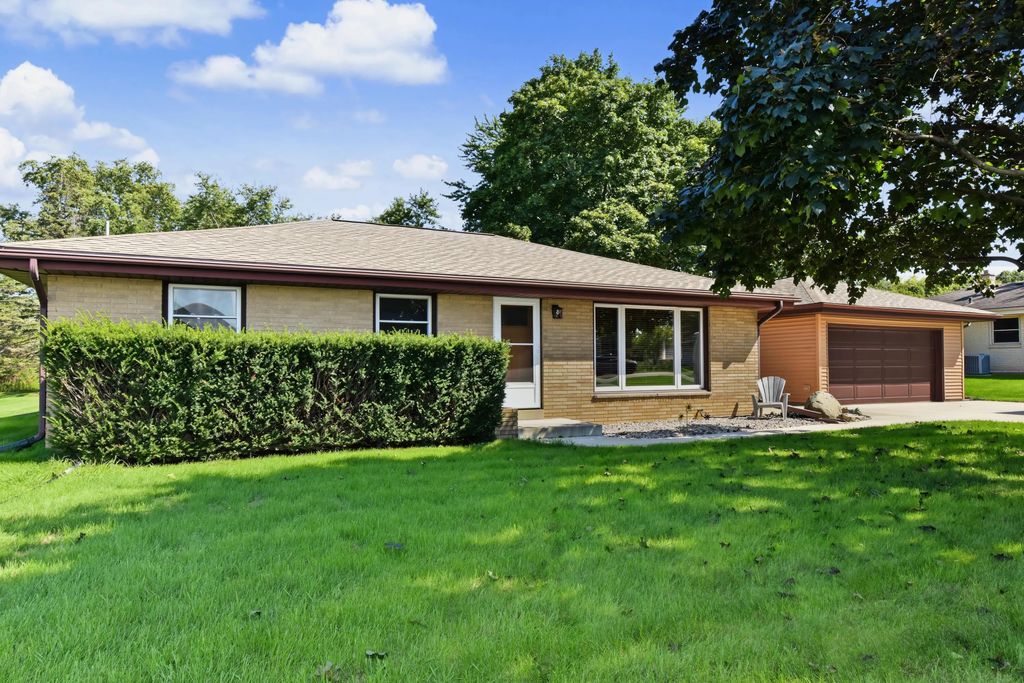 7919 Hagemann Rd, Caledonia