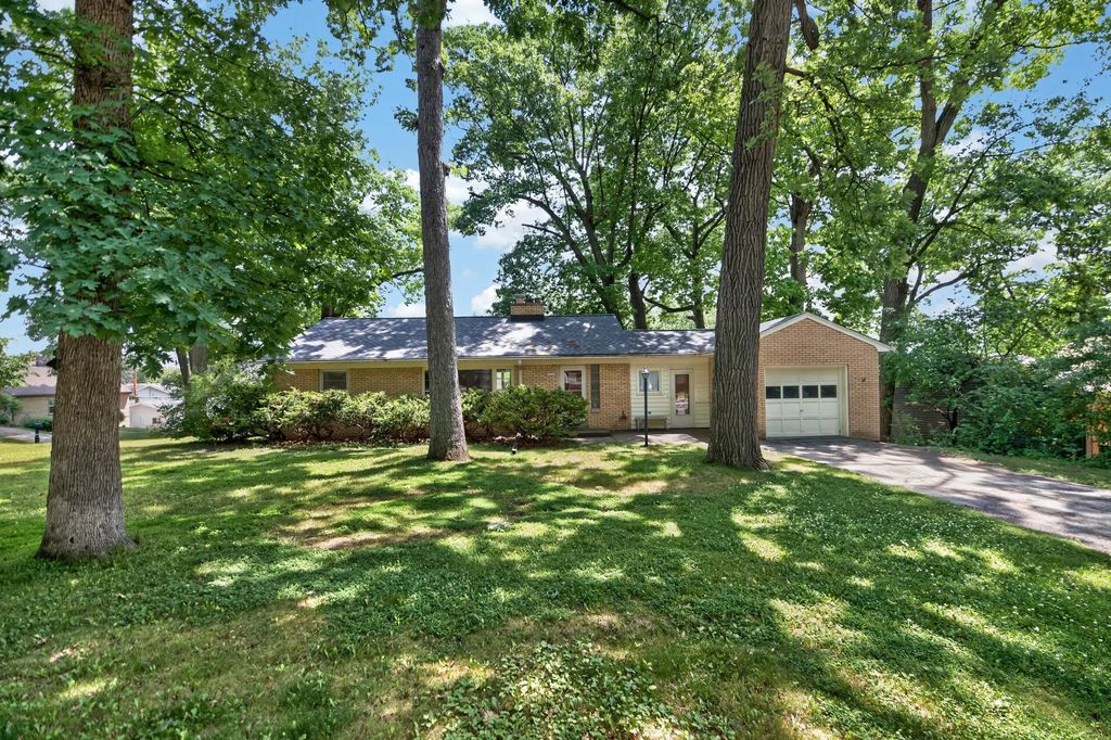 11605 W Mount Vernon Ave, Wauwatosa