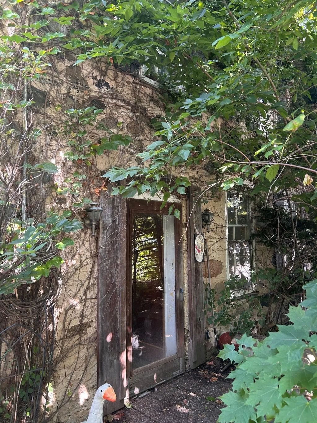 232 Hamilton Rd, Cedarburg