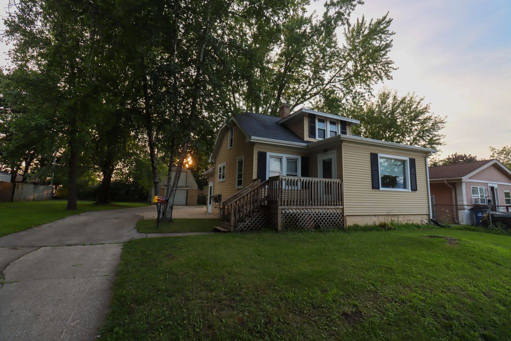 1512 Virginia St, Racine