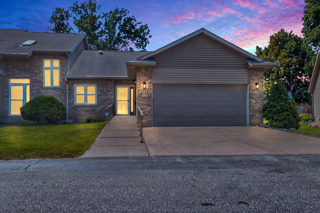 3066 Linden Dr, La Crosse