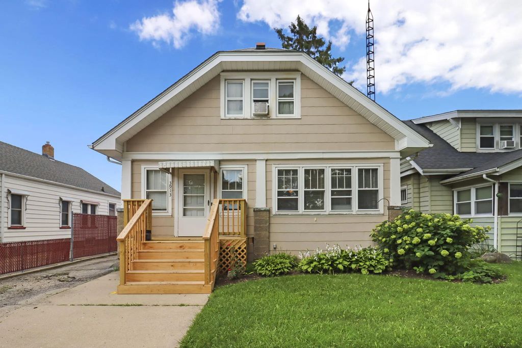 3913 18th Ave, Kenosha