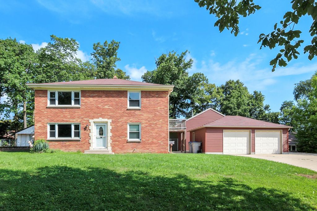 1908 W Ramsey Ave, Milwaukee