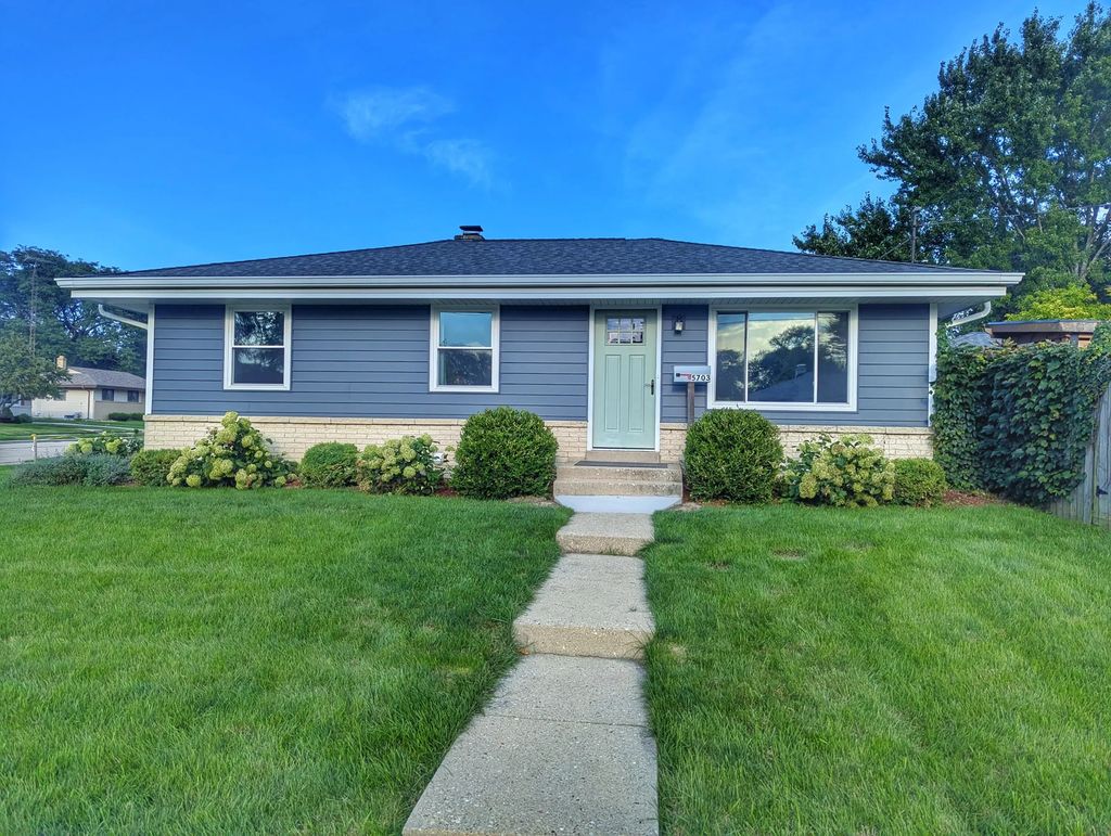 5703 51st Ave, Kenosha