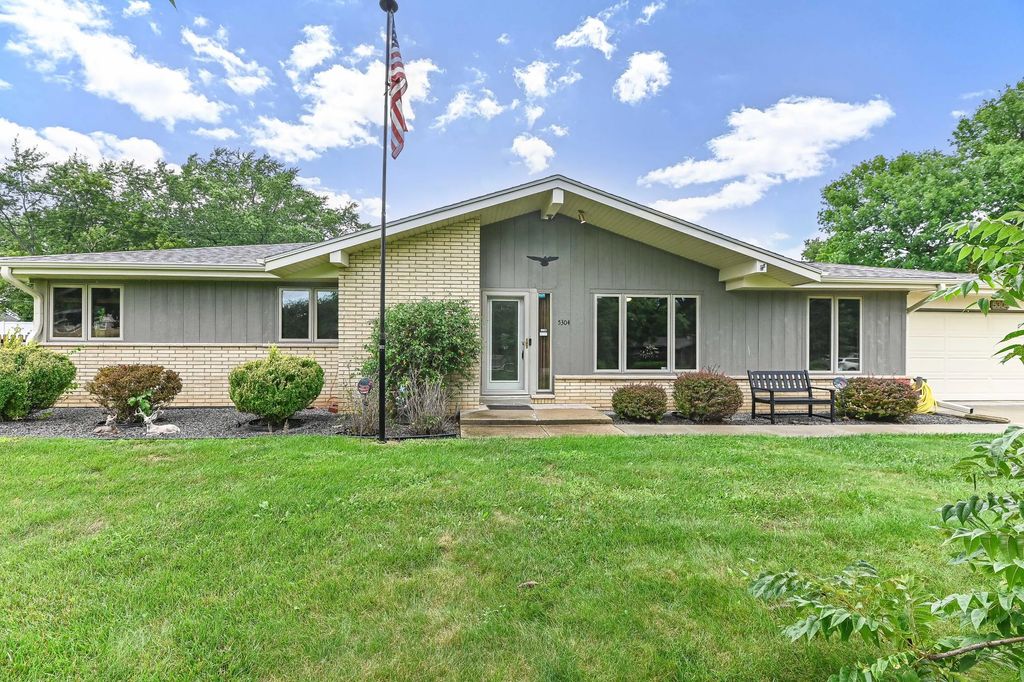 5304 Cynthia Ln, Mount Pleasant