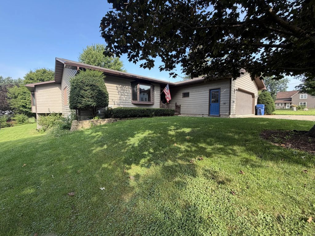 224 Ramsland St, Westby