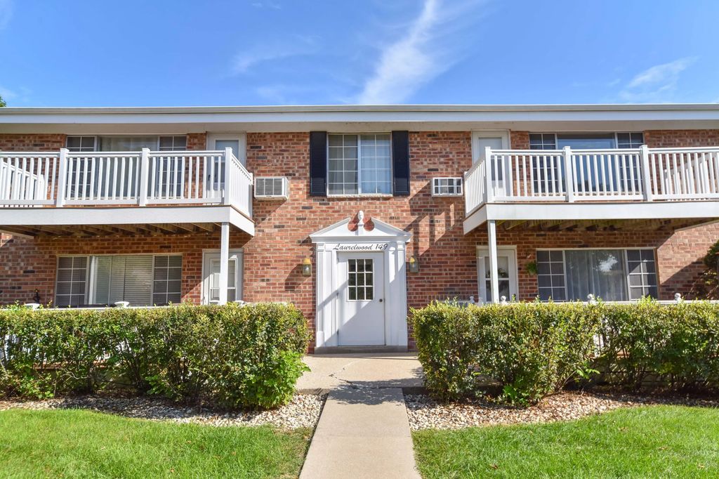 149 Linden Ln 6, Thiensville