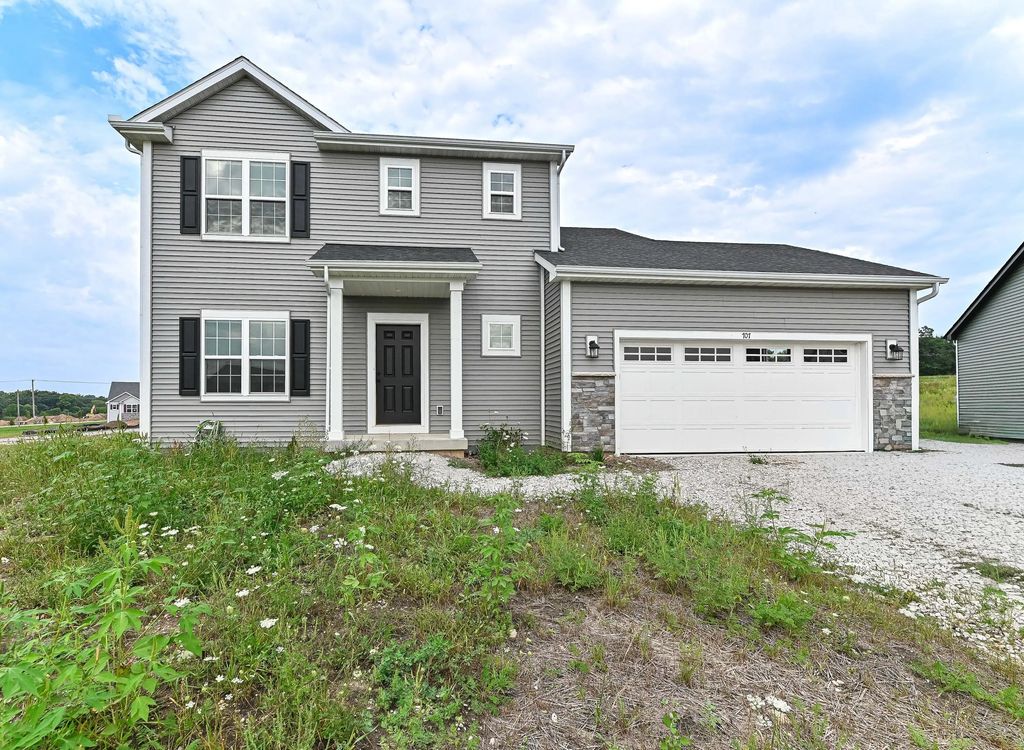 707 Ice Age Ct, Waterford