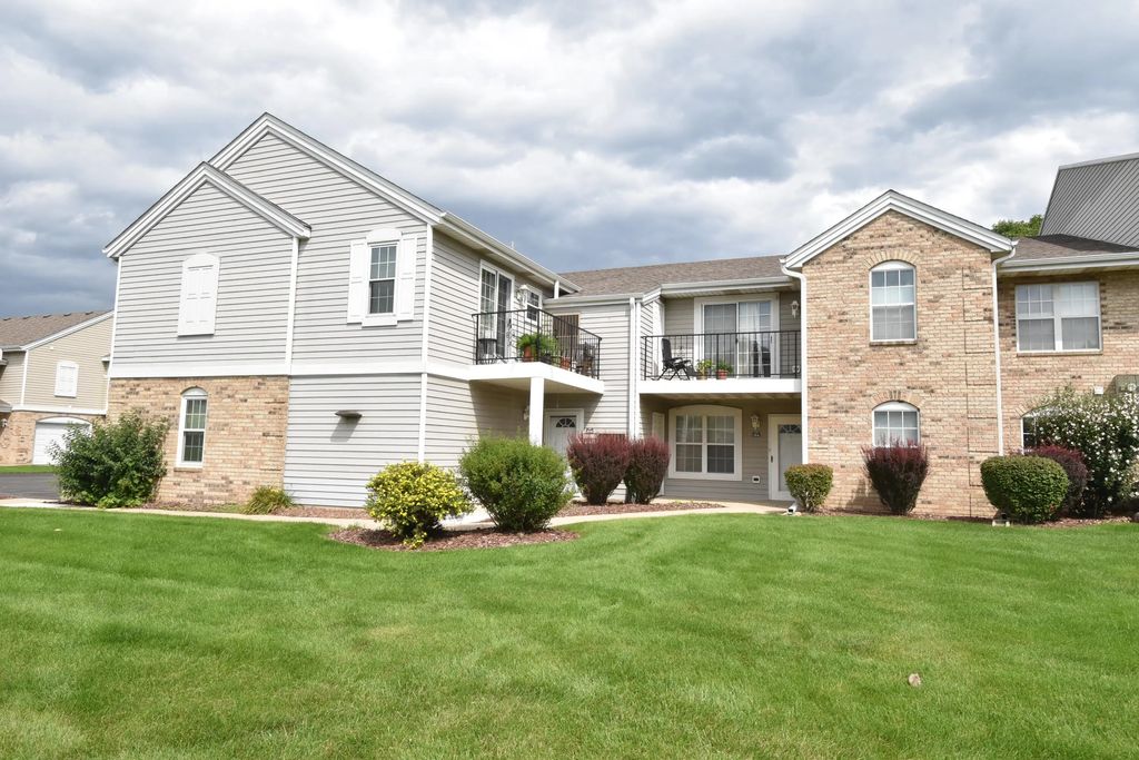 1208 N Sunnyslope Dr 104, Mount Pleasant