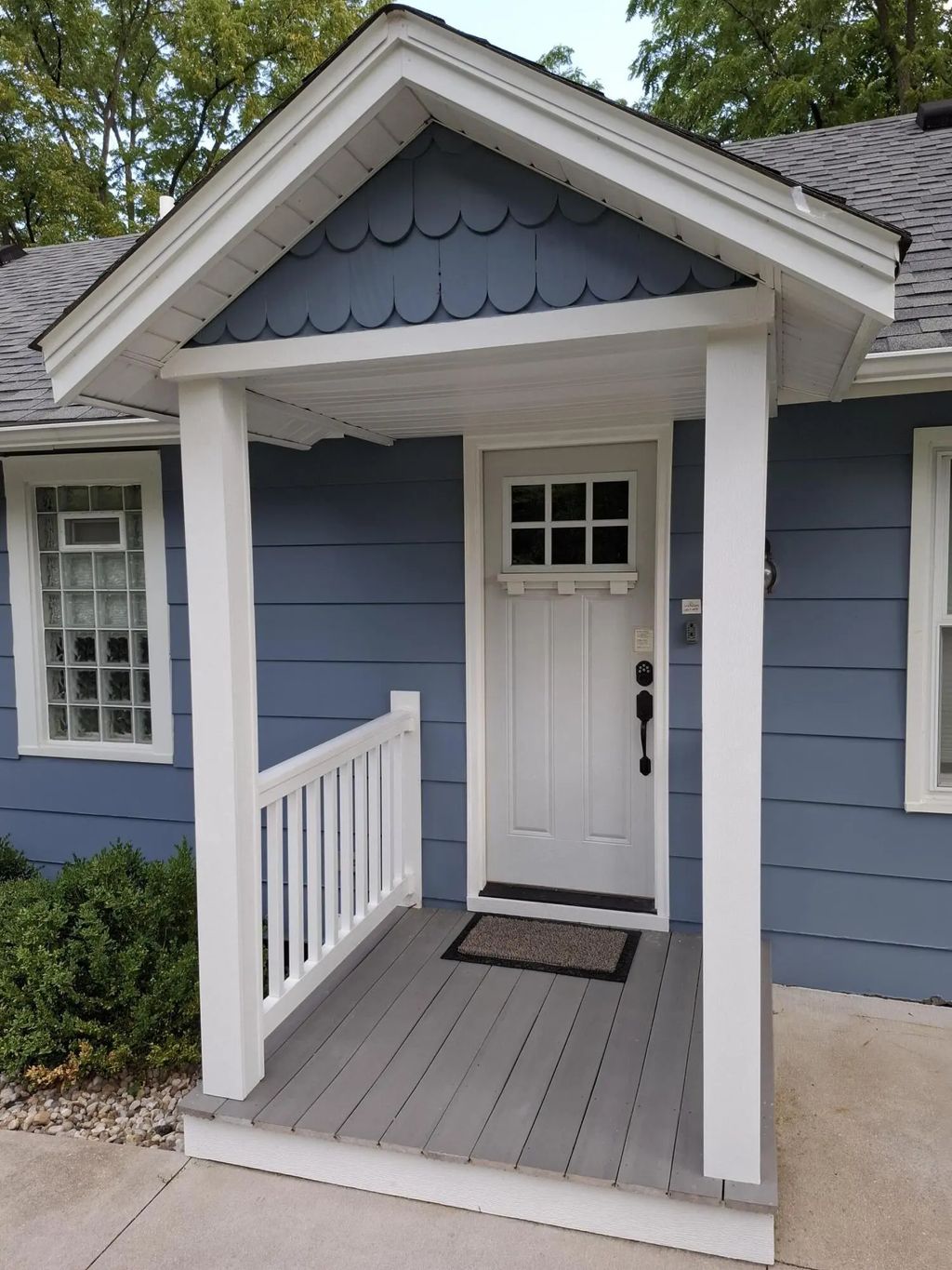 1308 E Lake Shore Dr, Twin Lakes