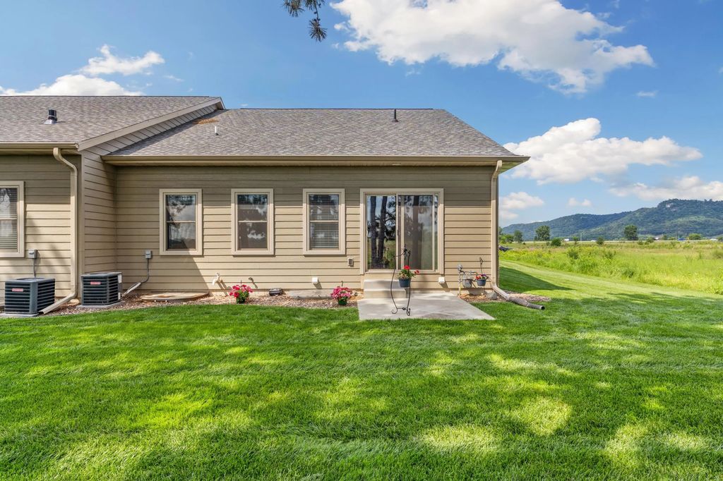 1800 Prairie Pl 4, Holmen