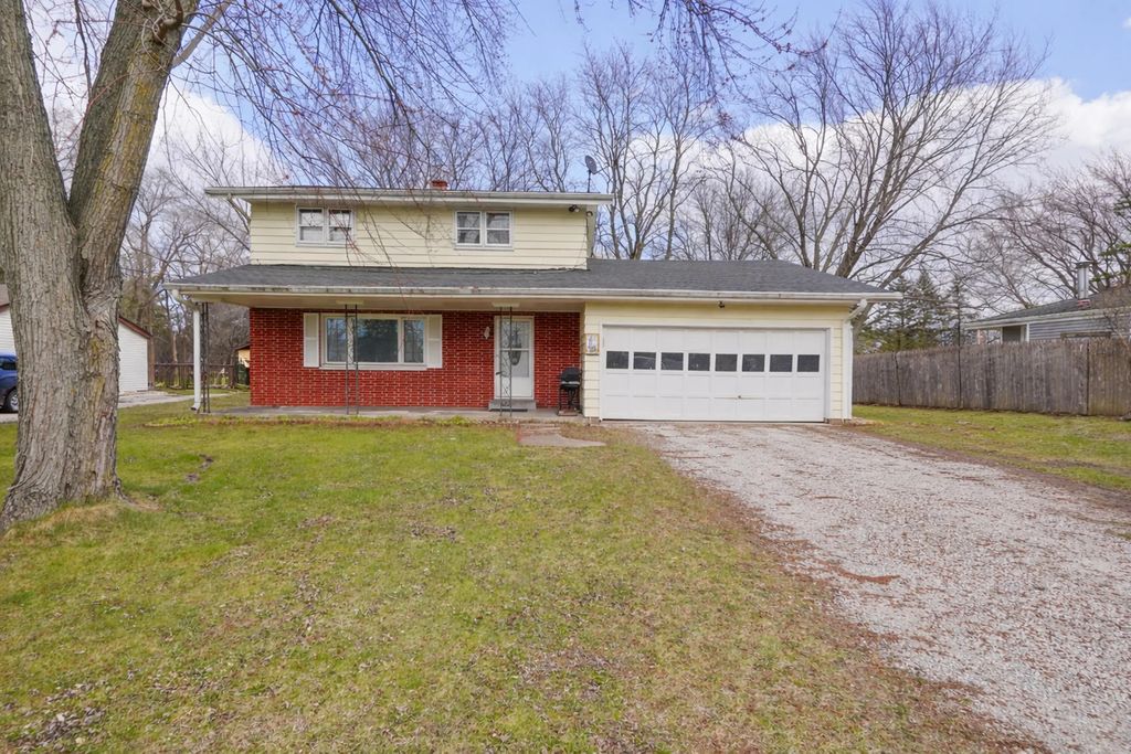3749 Debby Ln, Caledonia