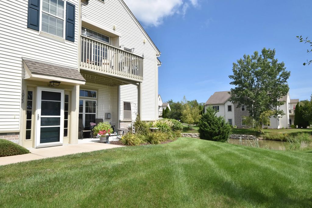 1033 Hastings Ct 202, Mount Pleasant