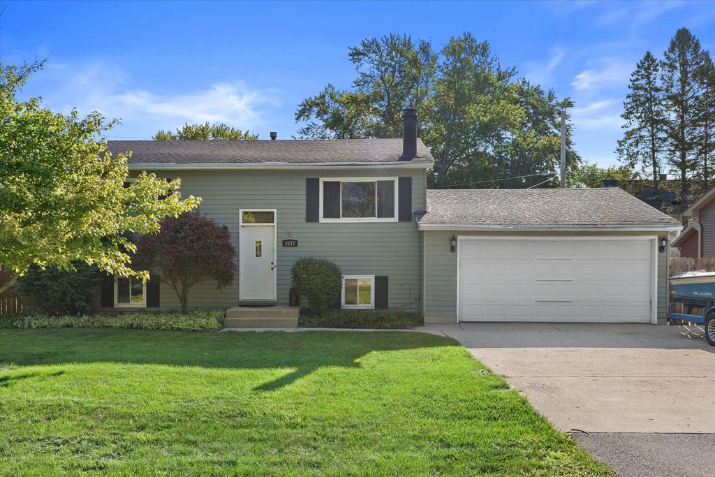8117 107th Ave, Pleasant Prairie