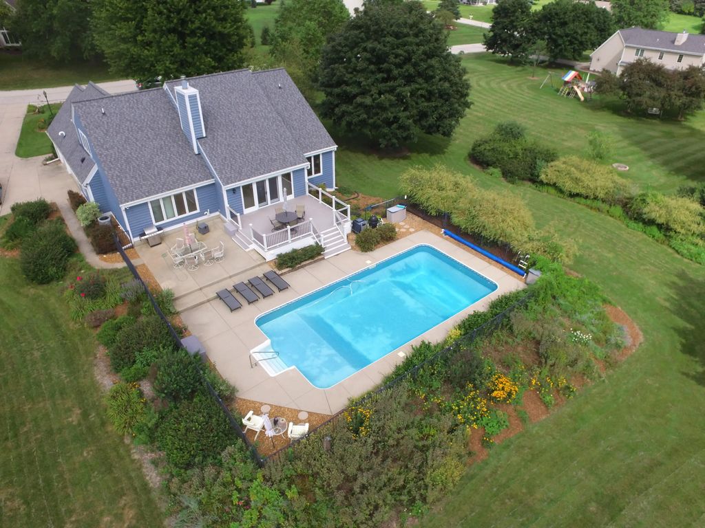 N39w32963 High Hill Ct, Nashotah