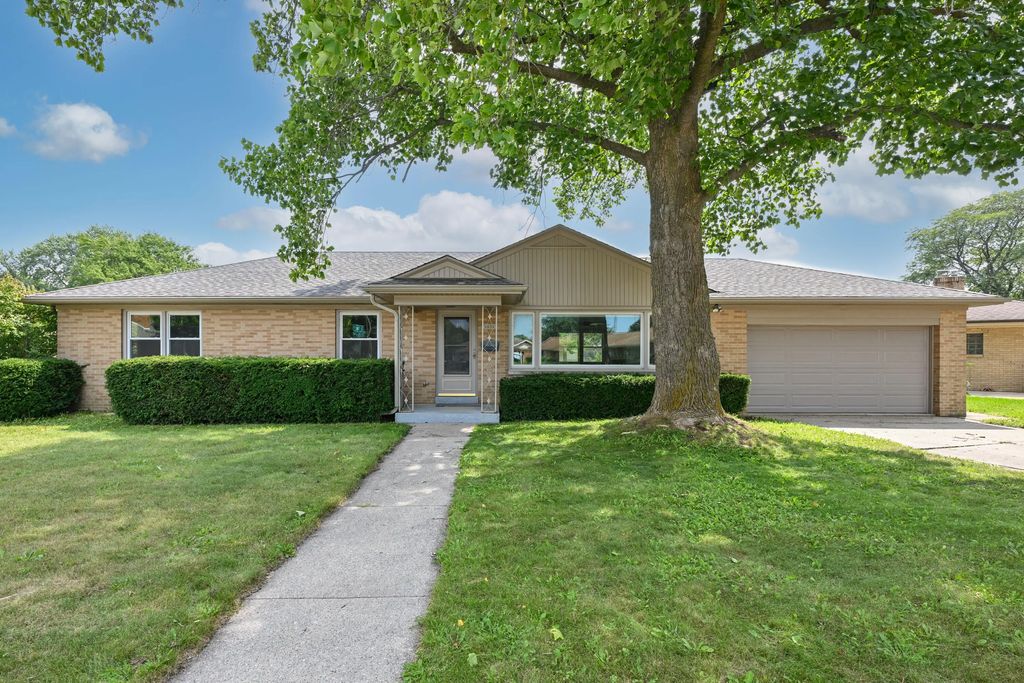 3433 Stratford Ave, Racine