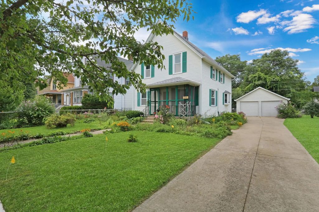 1604 54th St, Kenosha