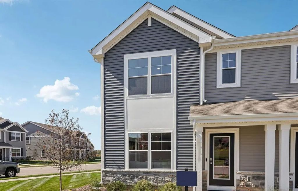 814 Heartland Dr Unit A, Burlington