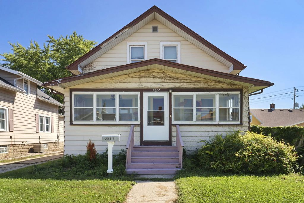 7317 38th Ave, Kenosha