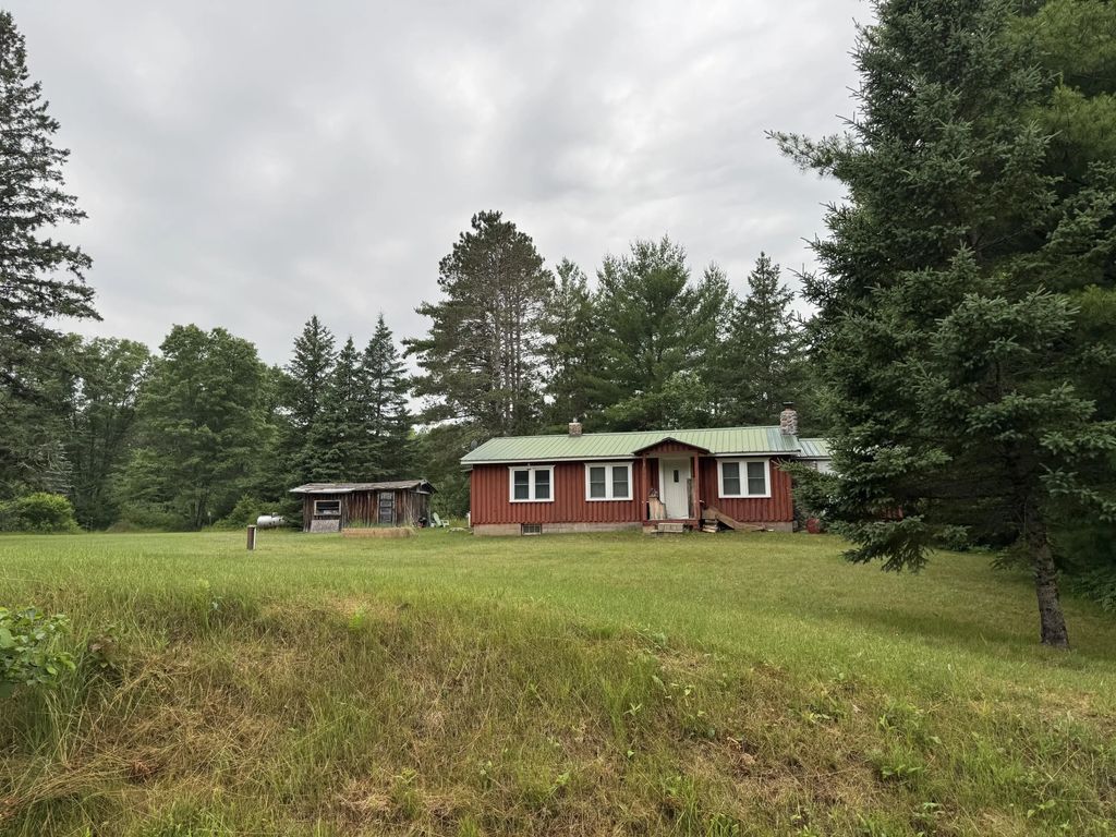 N8725 Caldron Falls Rd, Stephenson