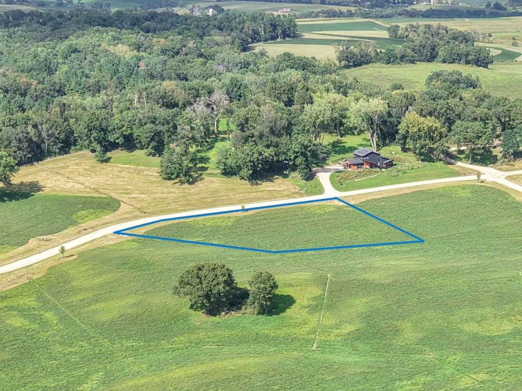 Lot 7 Copper Wing Rd, Viroqua