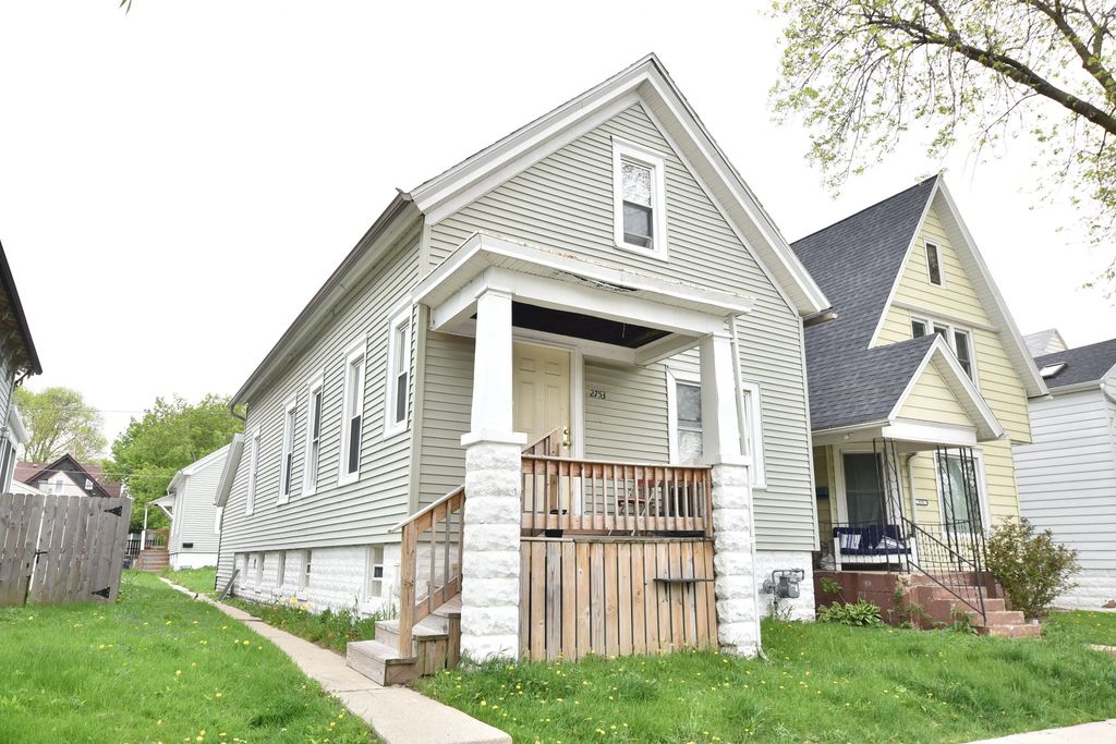 2753 N Pierce St, Milwaukee