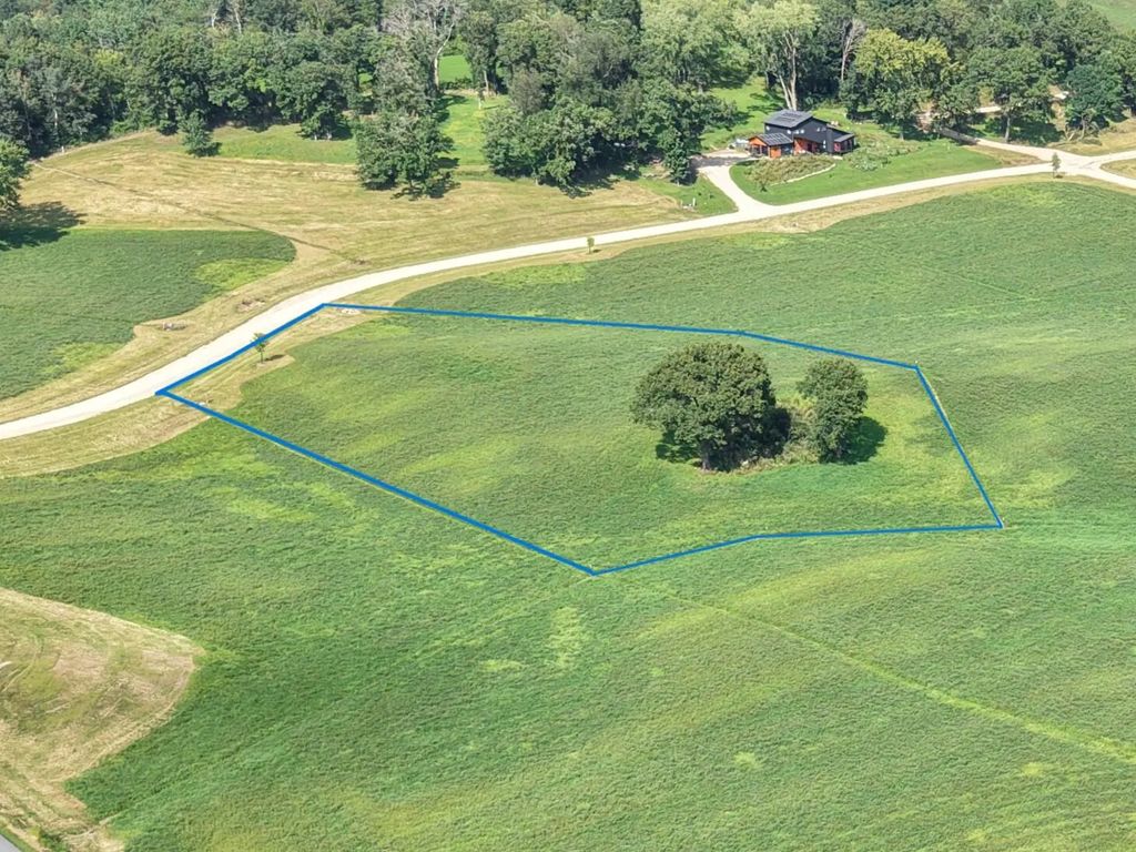 Lot 8 Copper Wing Rd, Viroqua