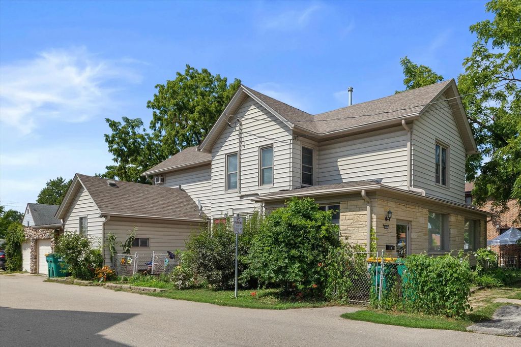 1228 Main St, Union Grove