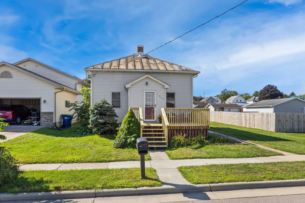 1207 Bangor St, Bangor
