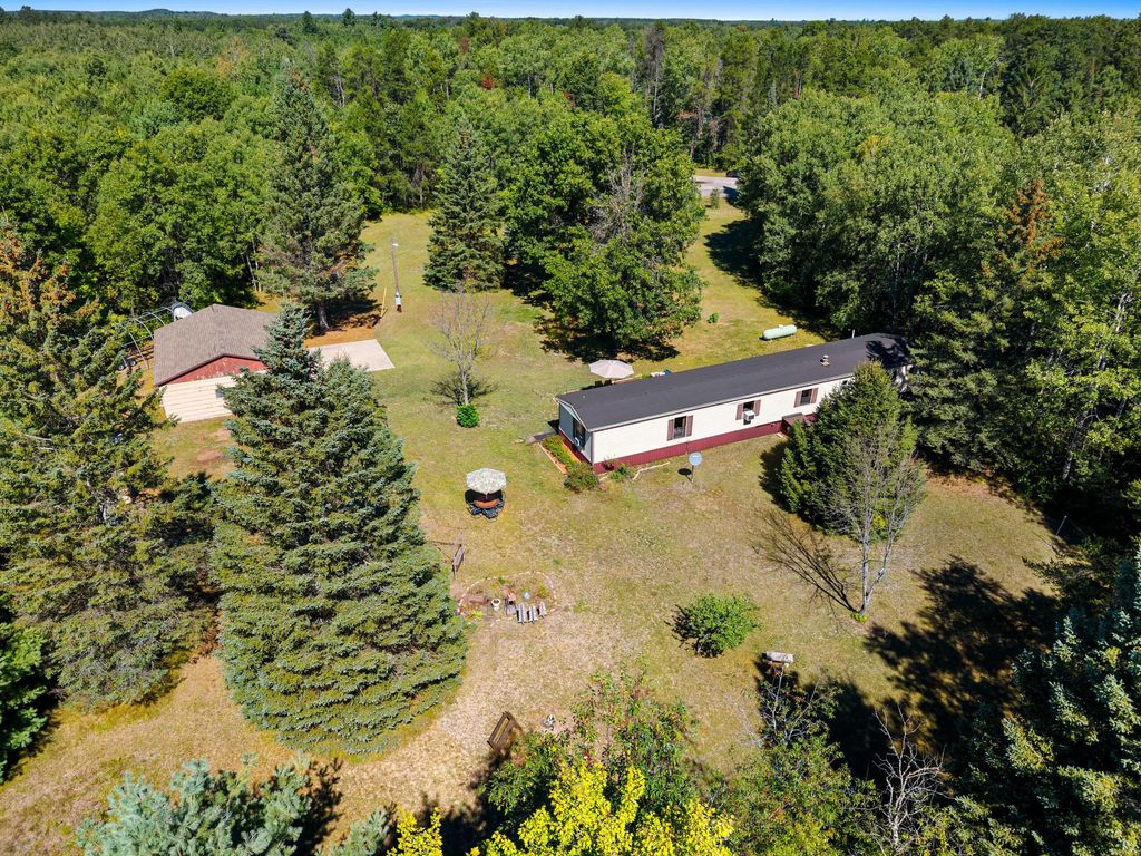 W10587 Jack Pine Ln, Stephenson
