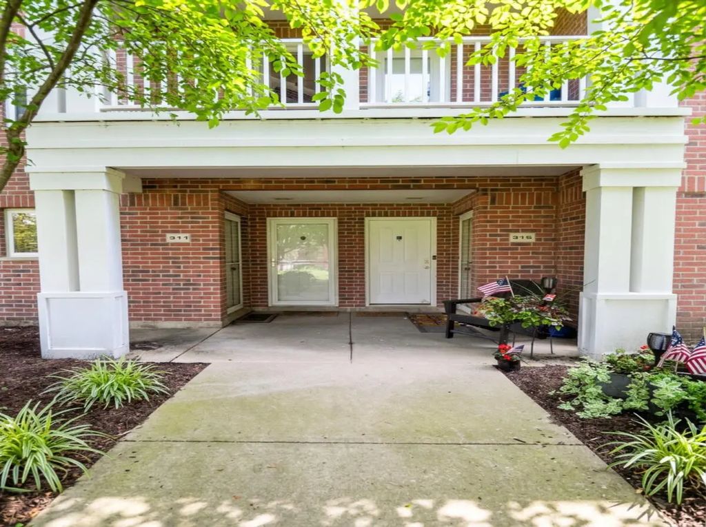 311 55th St A, Kenosha
