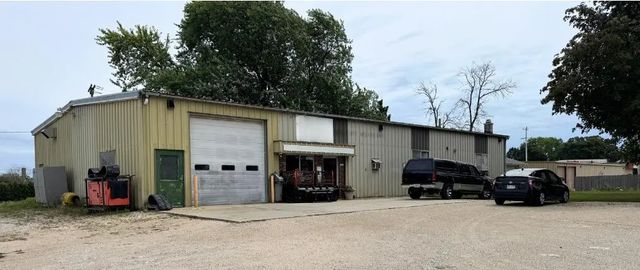 2727 N 21st St, Sheboygan