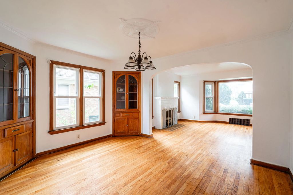 3708 N 42nd St, Milwaukee