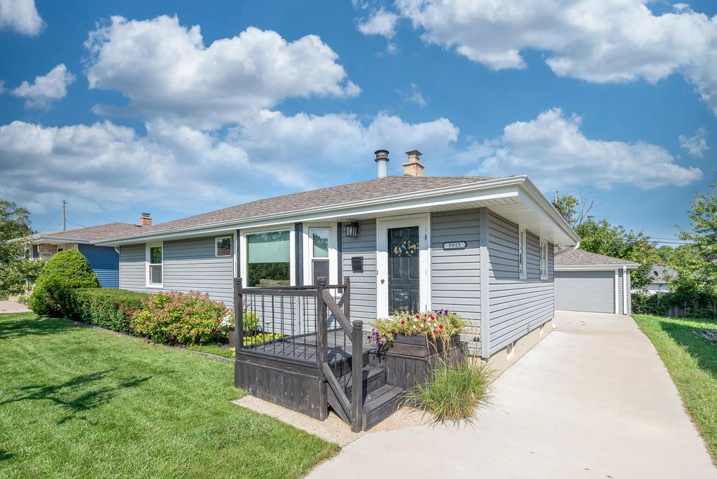 5915 43rd Ave, Kenosha