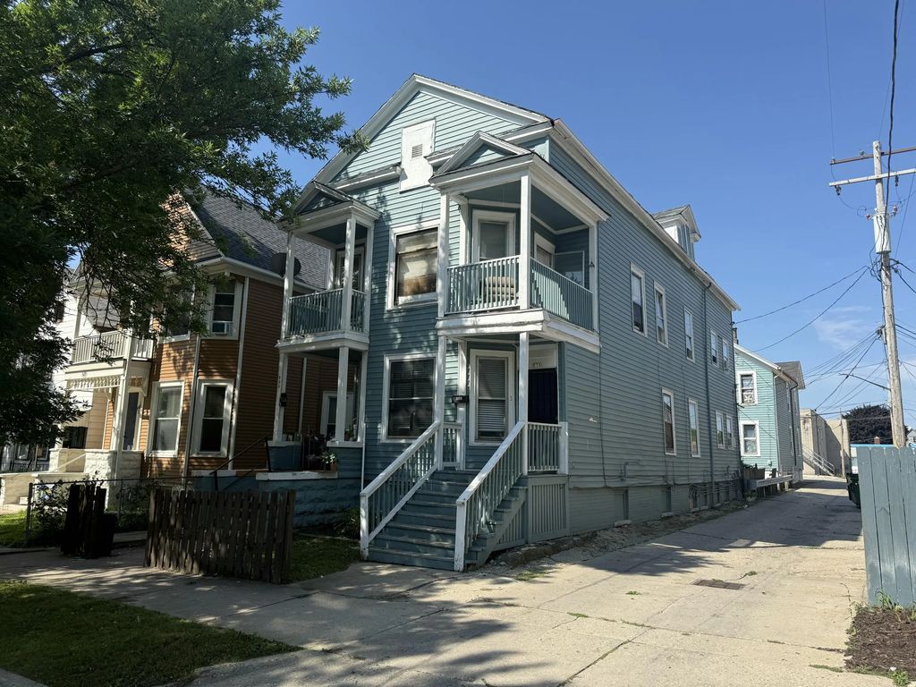 533 N 26th St 535, Milwaukee
