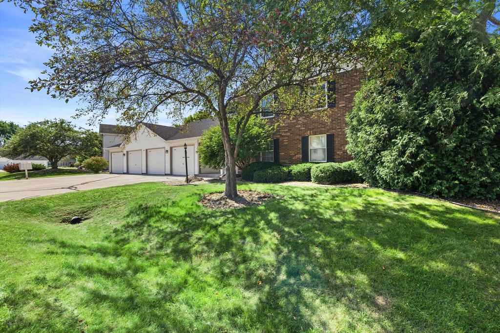 8042 41st Ave 22d, Kenosha