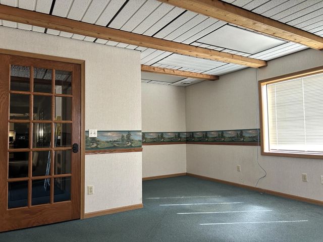 120a W Commerce Blvd, Slinger