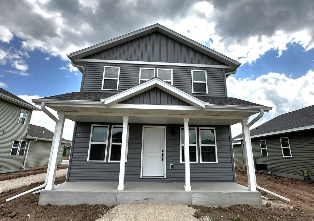 1064 Wipple Way, Sheboygan Falls